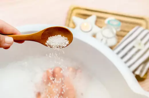 The Benefits of Bathing Salts